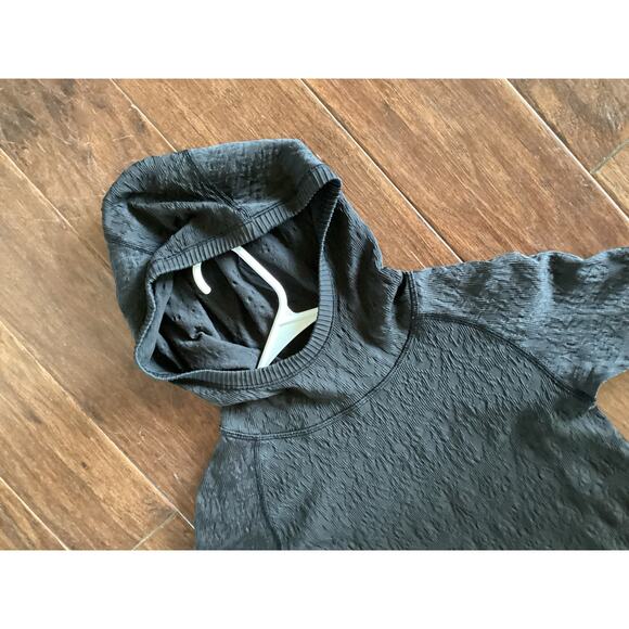 Lululemon Women's Rest Less Pullover Hoodie Textured Activewear Running Black - Picture 4 of 12